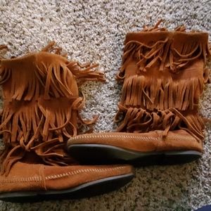Suede boots
